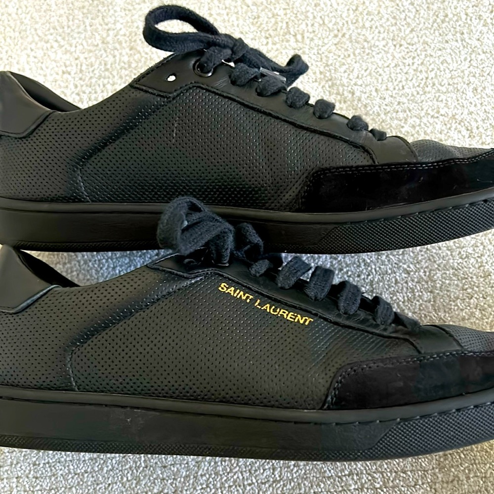 Saint Laurent men’s designer low top sneakers embossed black leather-suede sz8